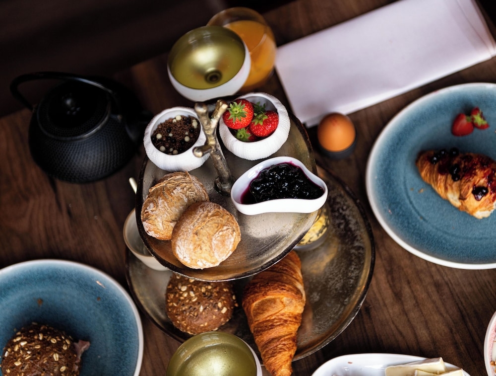 뷔페 아침 식사