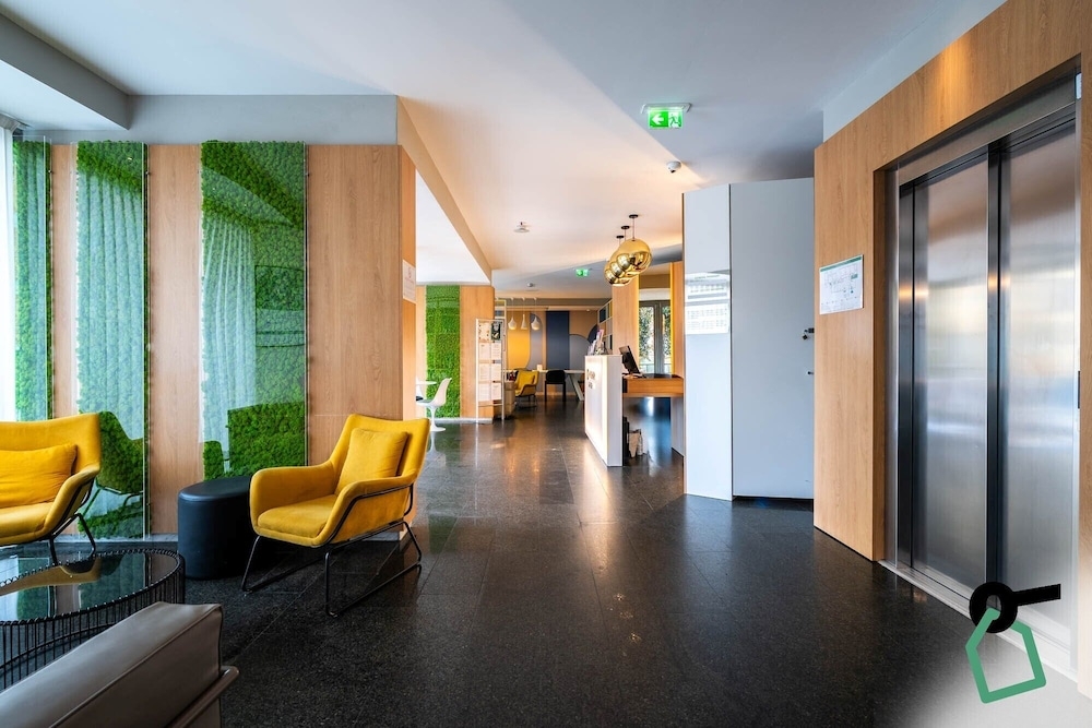 로비 좌석 공간