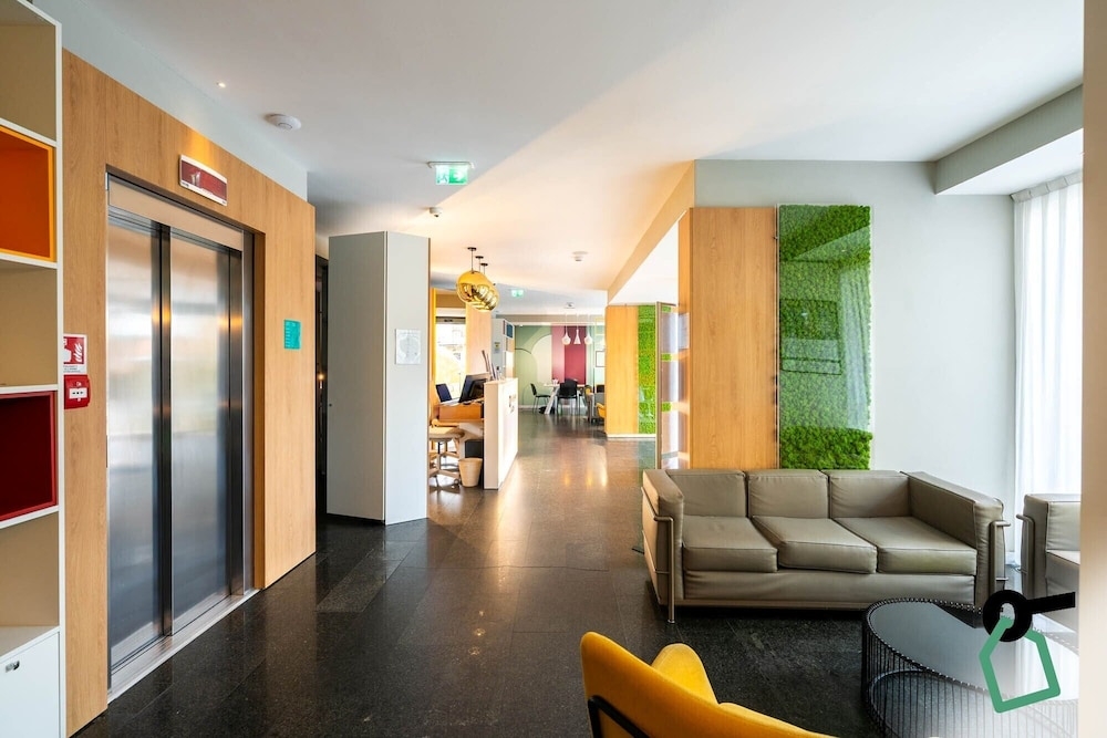 로비 좌석 공간