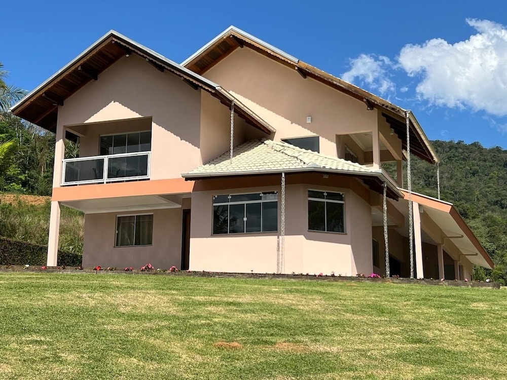 숙박 시설 정면