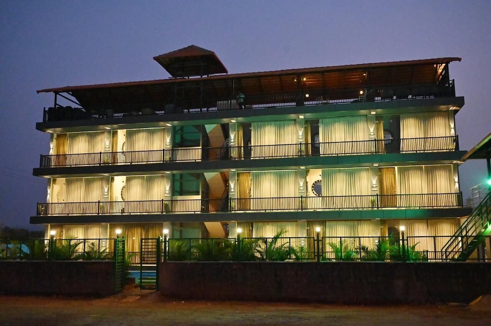 숙박 시설 정면