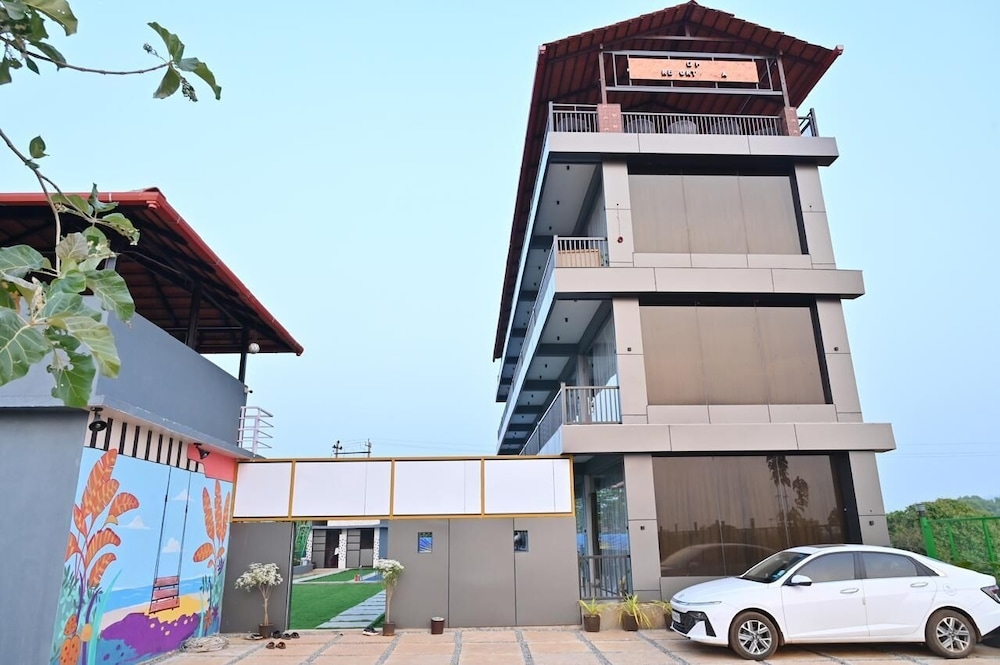 숙박 시설 정면