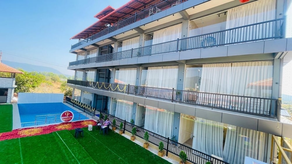 숙박 시설 정면