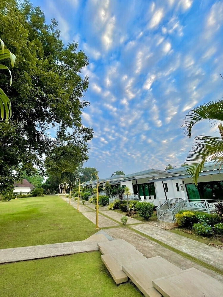 숙박 시설 구내