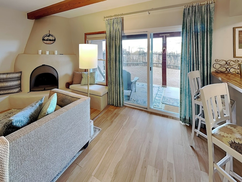 숙박 시설 내 편의 시설/서비스