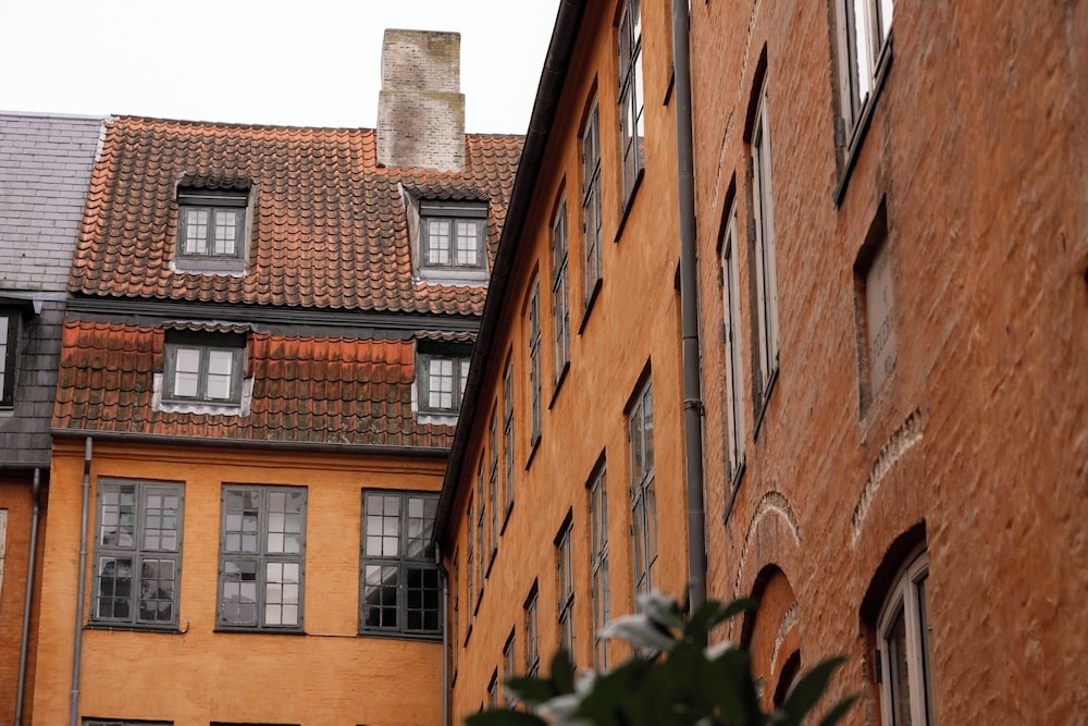 숙박 시설 정면