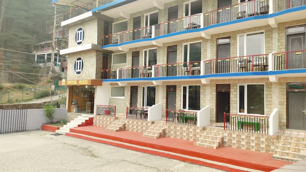 숙박 시설 정면