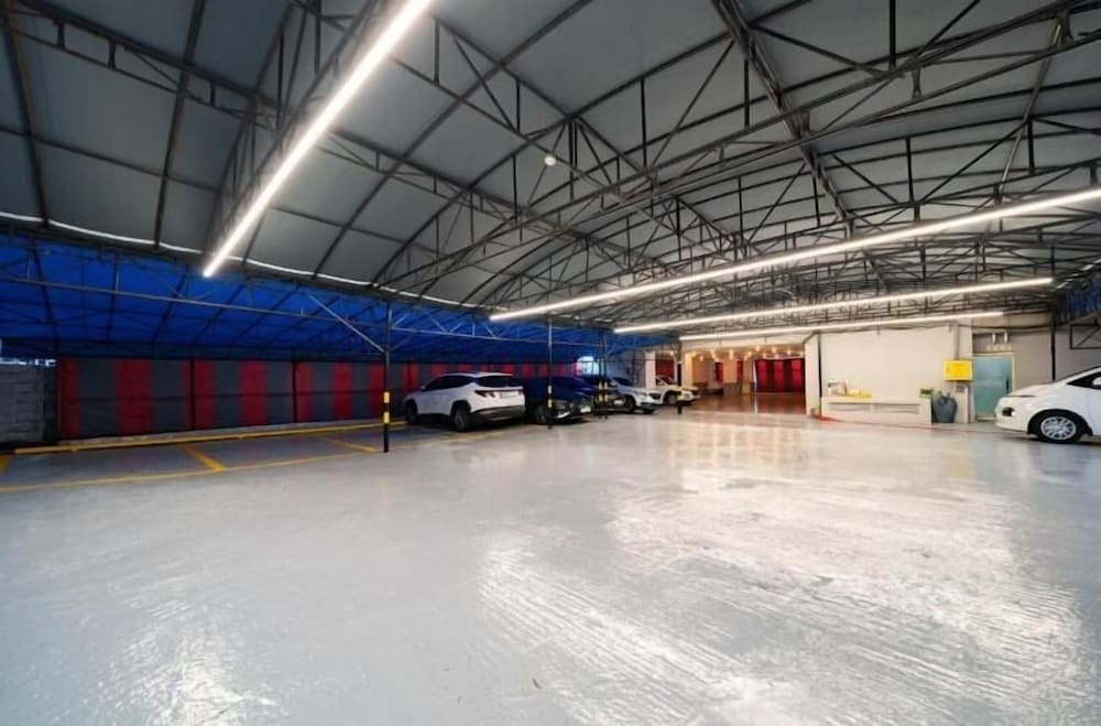 숙박 시설 구내