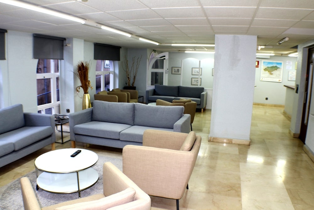 로비 좌석 공간