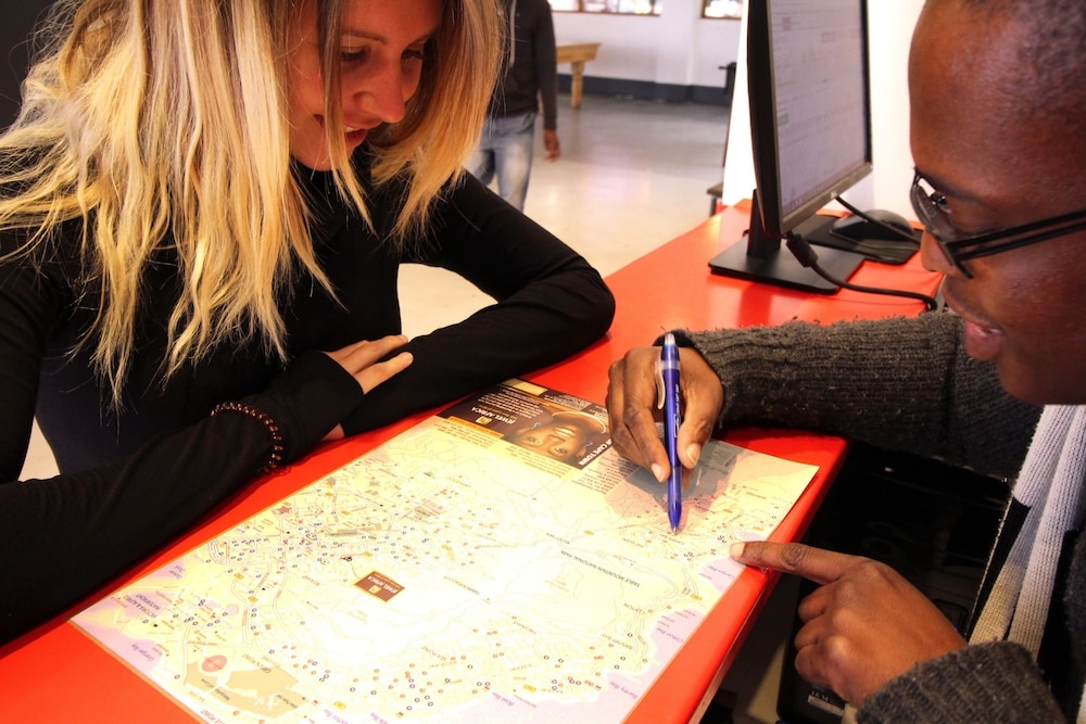 체크인/체크아웃 키오스크