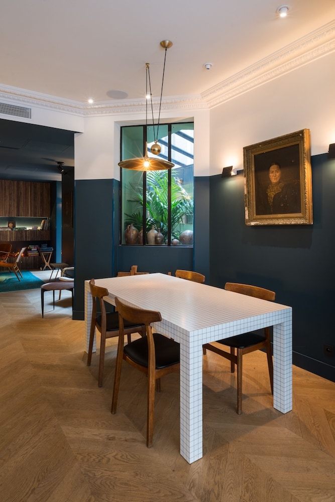 숙박 시설의 전망