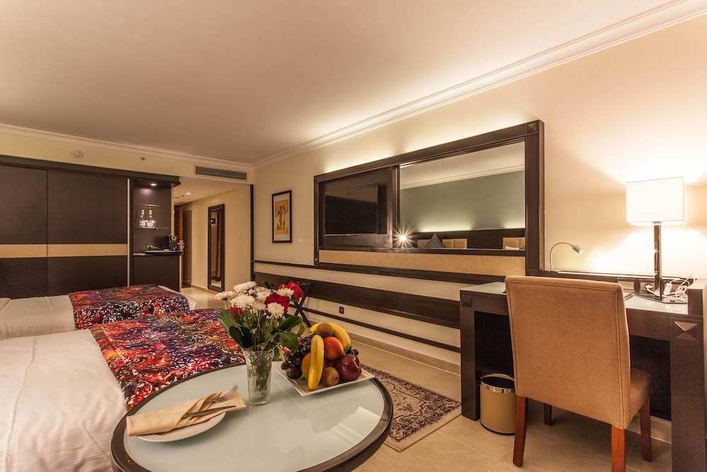 숙박 시설 내 편의 시설/서비스