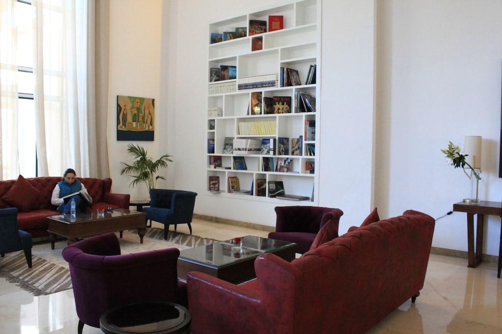 로비 좌석 공간