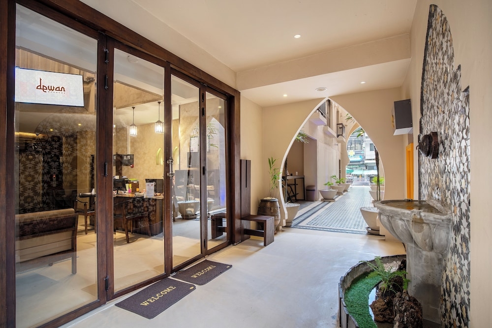 로비 좌석 공간