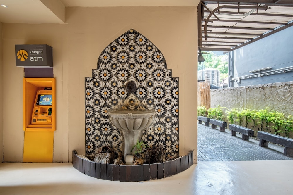 시설 내 ATM/은행