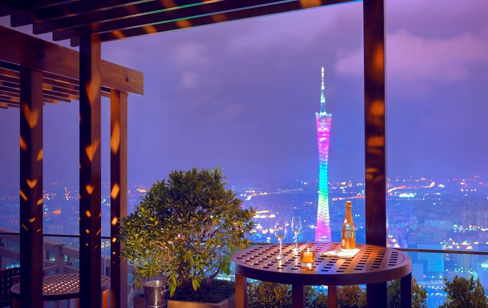 바(숙박 시설 내)