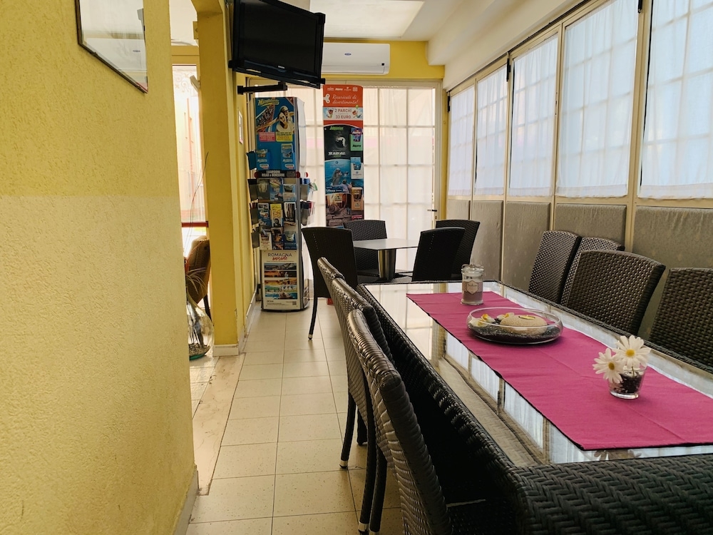 로비 좌석 공간