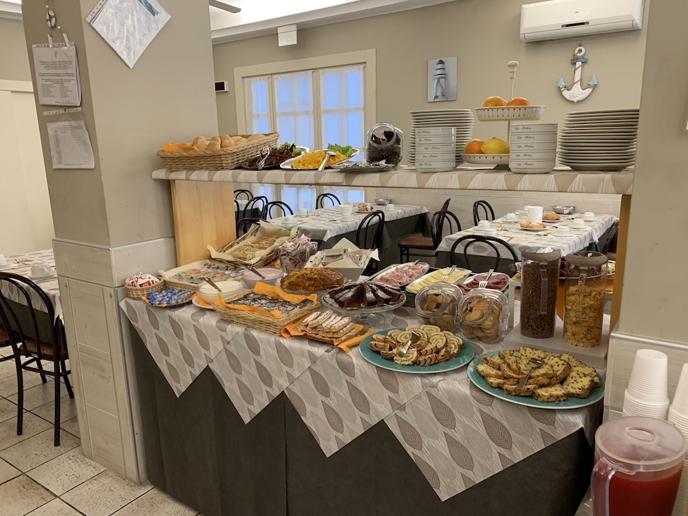 뷔페 아침 식사