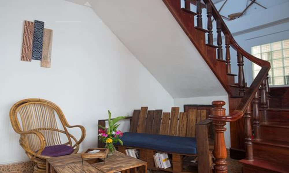 로비 좌석 공간