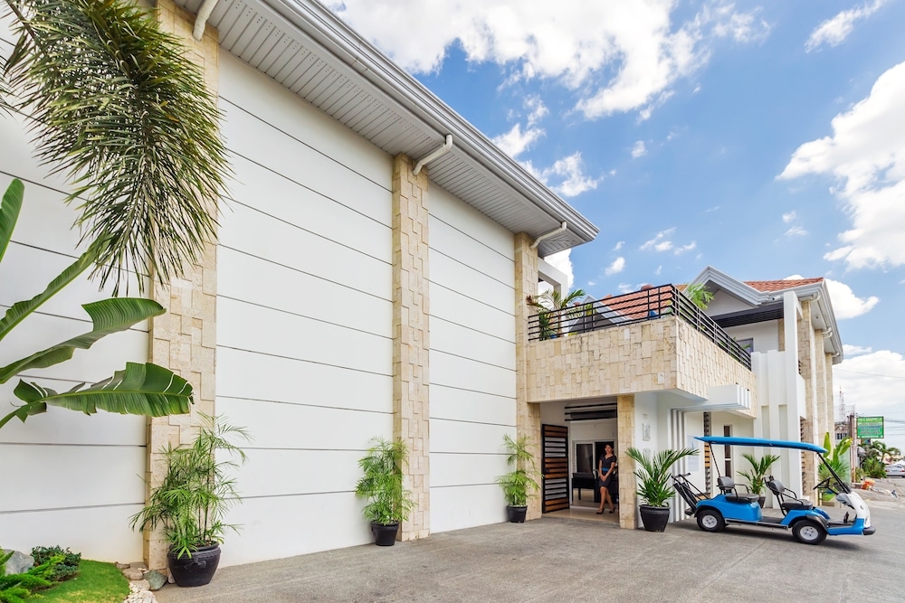 숙박 시설 정면