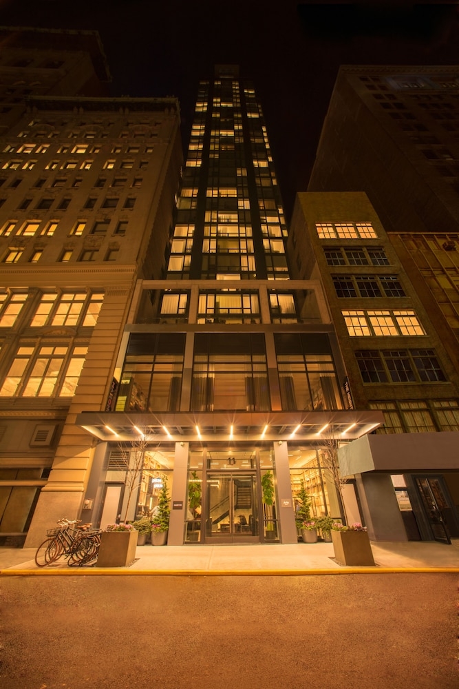 숙박 시설 정면