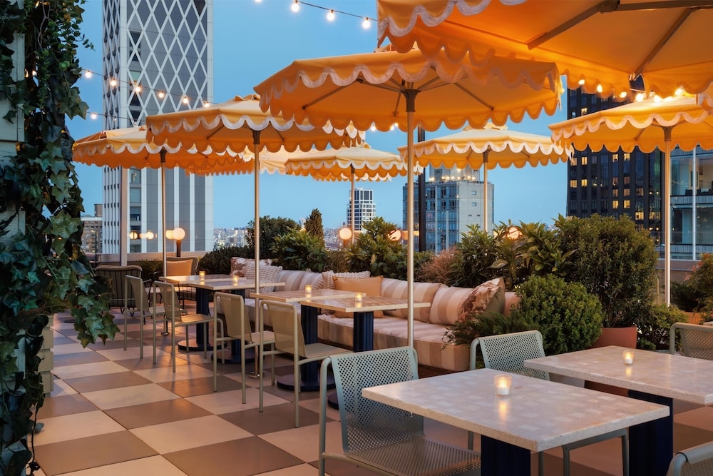 바(숙박 시설 내)