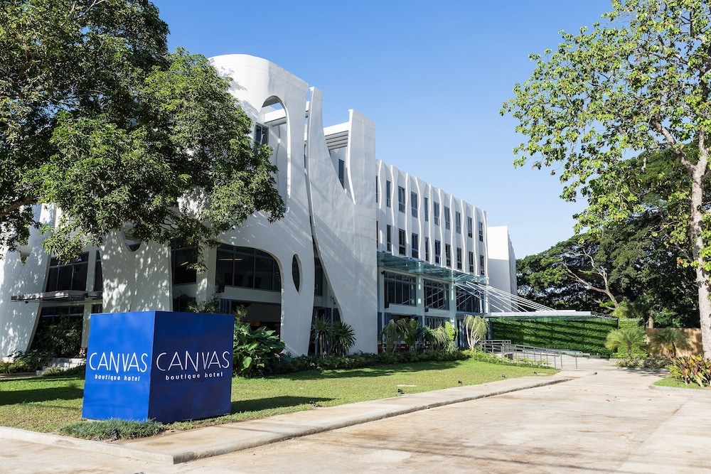 숙박 시설 정면