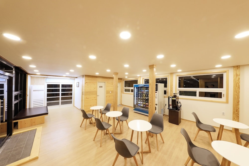 숙박 시설 내 편의 시설/서비스