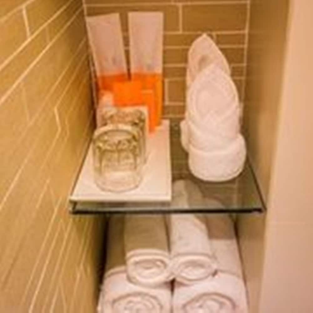 객실 내 편의 시설/서비스