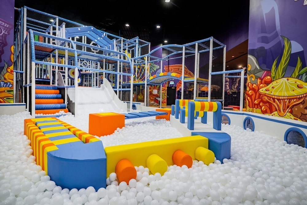 어린이 놀이 공간 - 실내