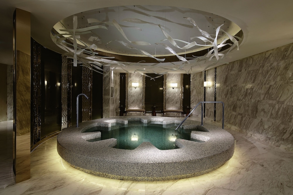 실내 스파 욕조