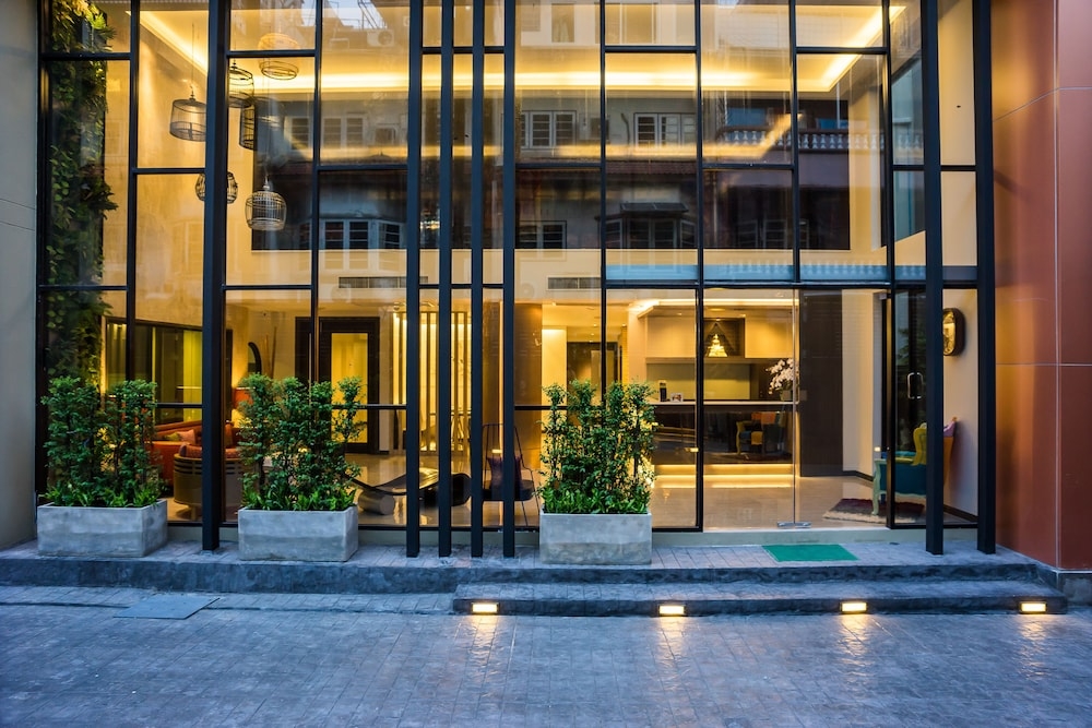 숙박 시설 정면