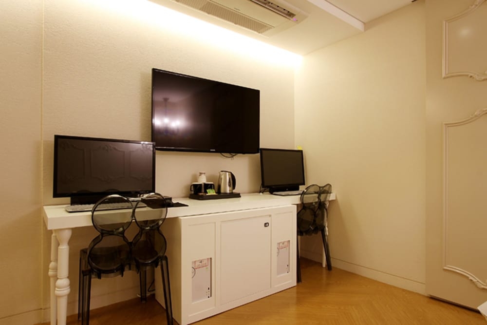 객실 내 편의 시설/서비스