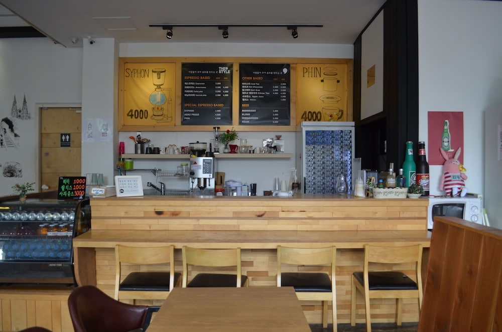 체크인/체크아웃 키오스크