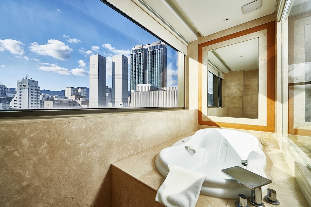 전용 스파 욕조