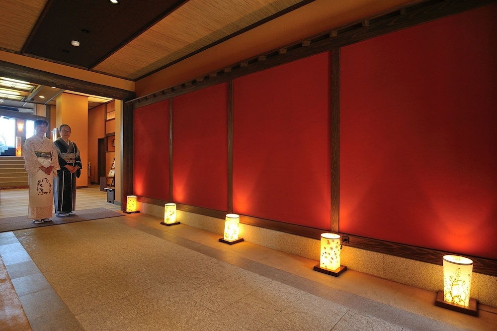 숙박 시설 입구