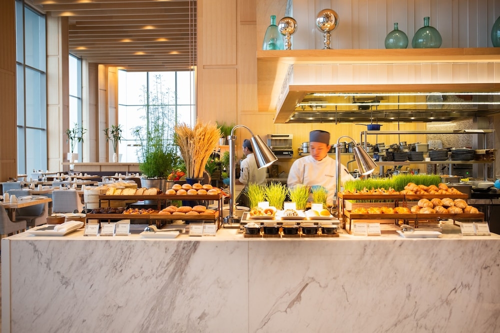 뷔페 아침 식사