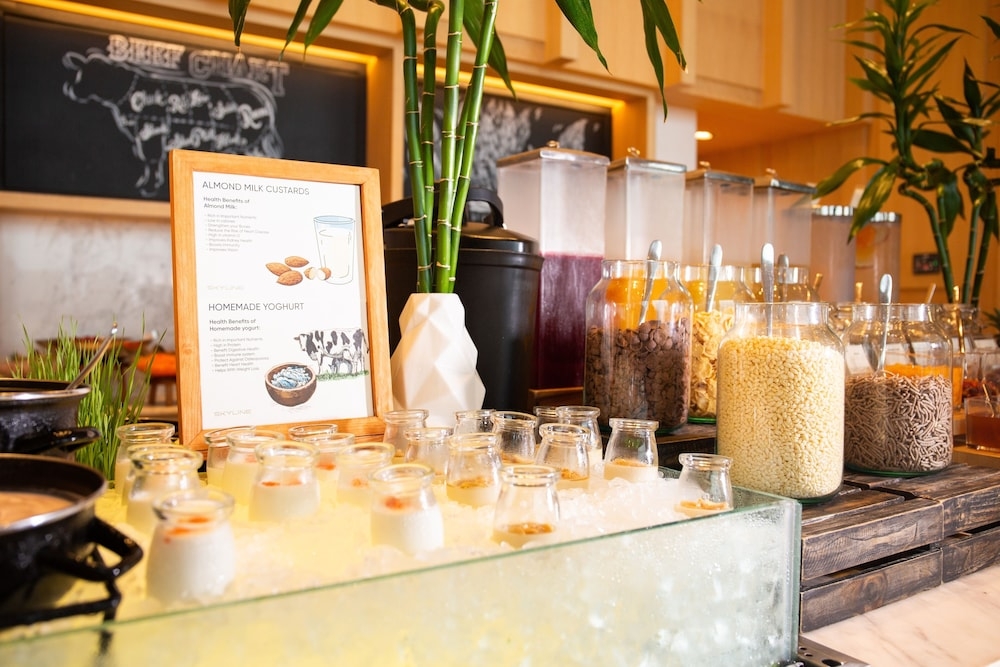 뷔페 아침 식사