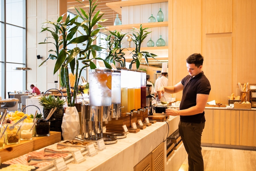 뷔페 아침 식사