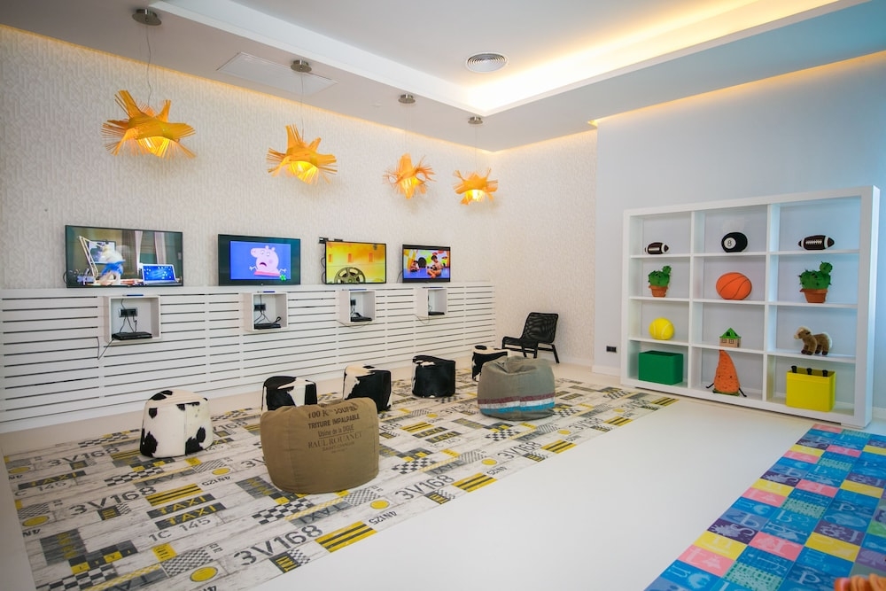 어린이 놀이 공간 - 실내