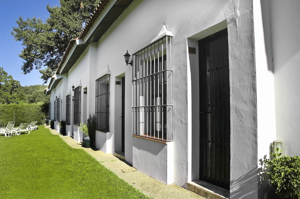 숙박 시설 구내