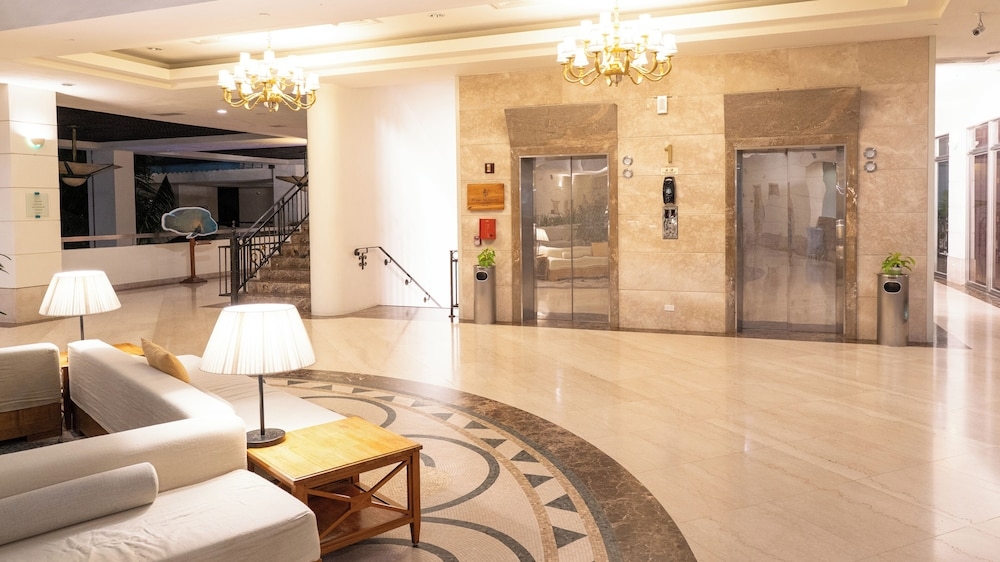 로비 좌석 공간