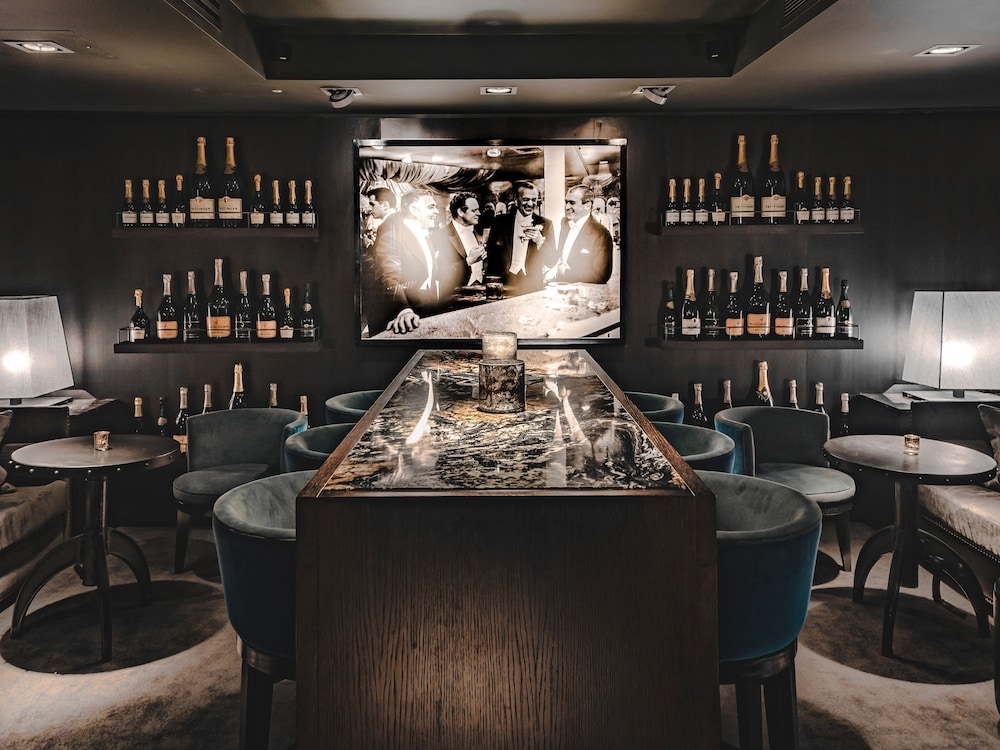 바(숙박 시설 내)