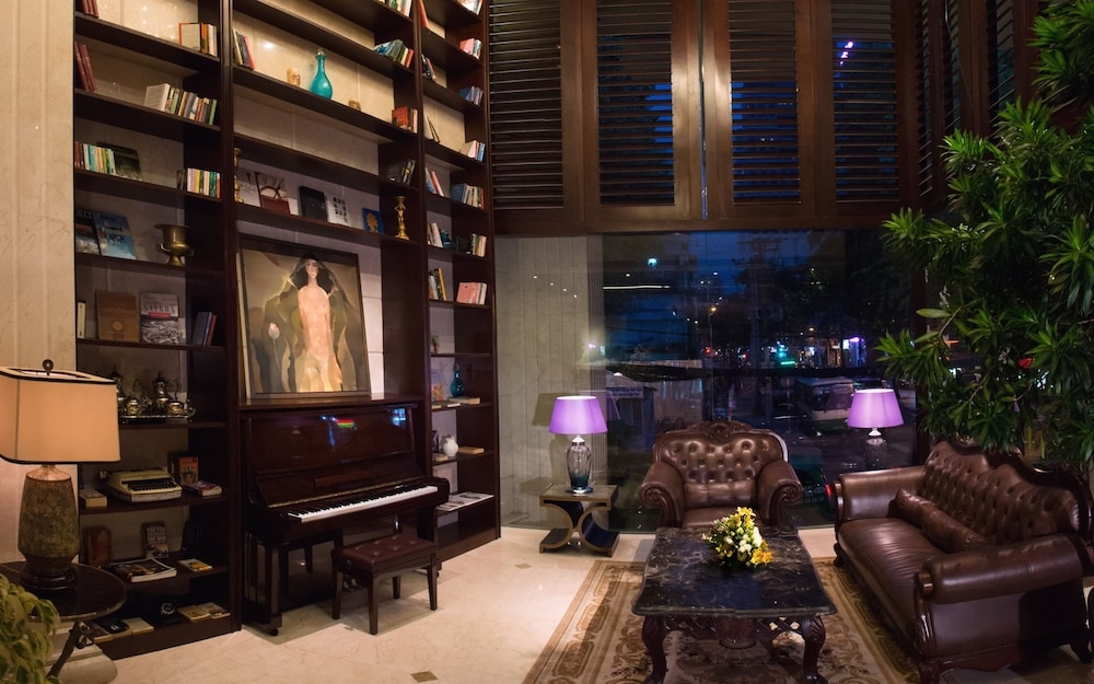 로비 좌석 공간