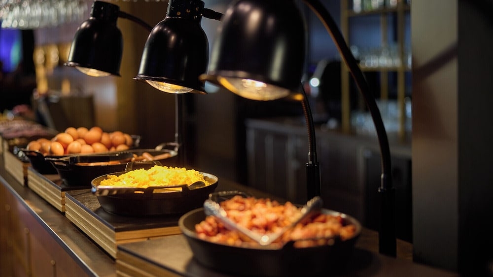 뷔페 아침 식사