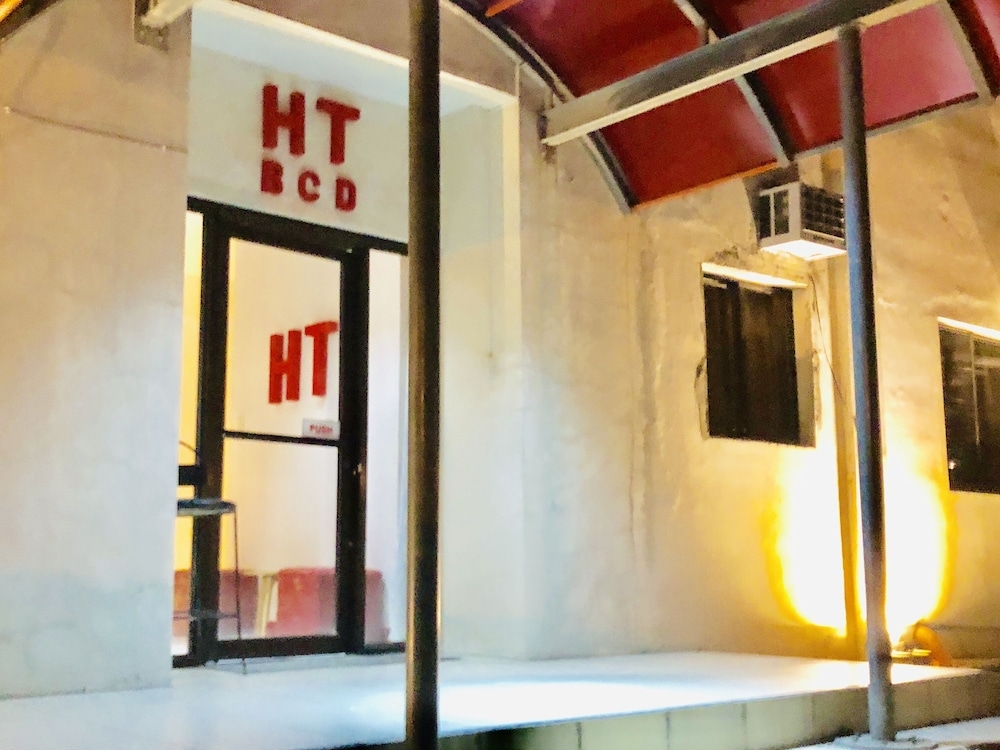 숙박 시설 정면