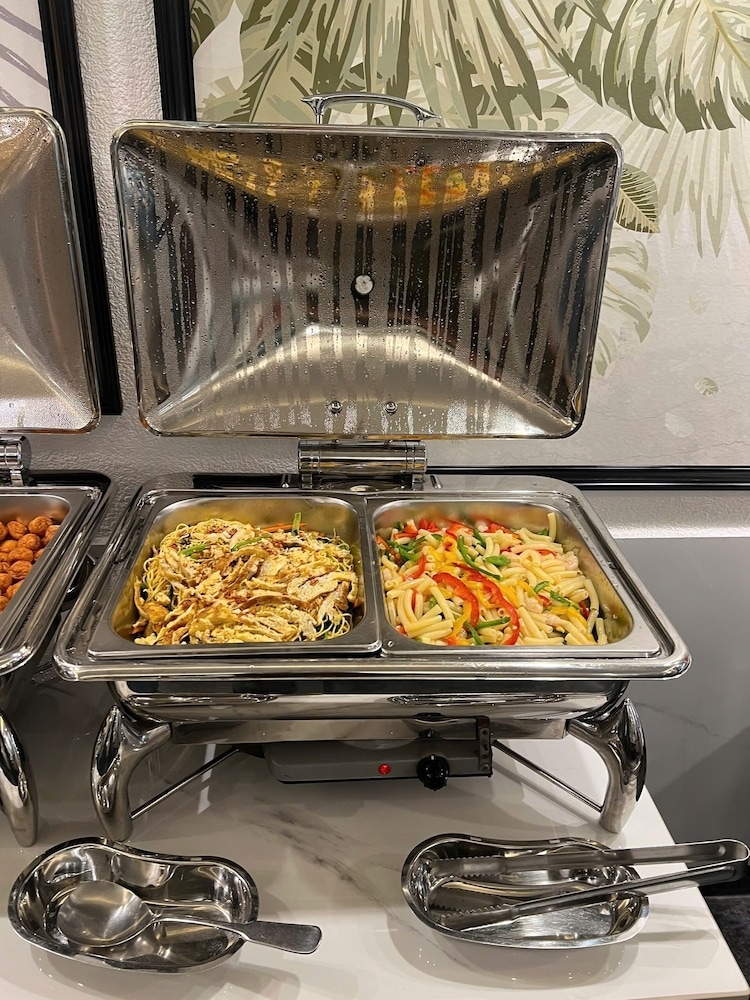 뷔페 아침 식사