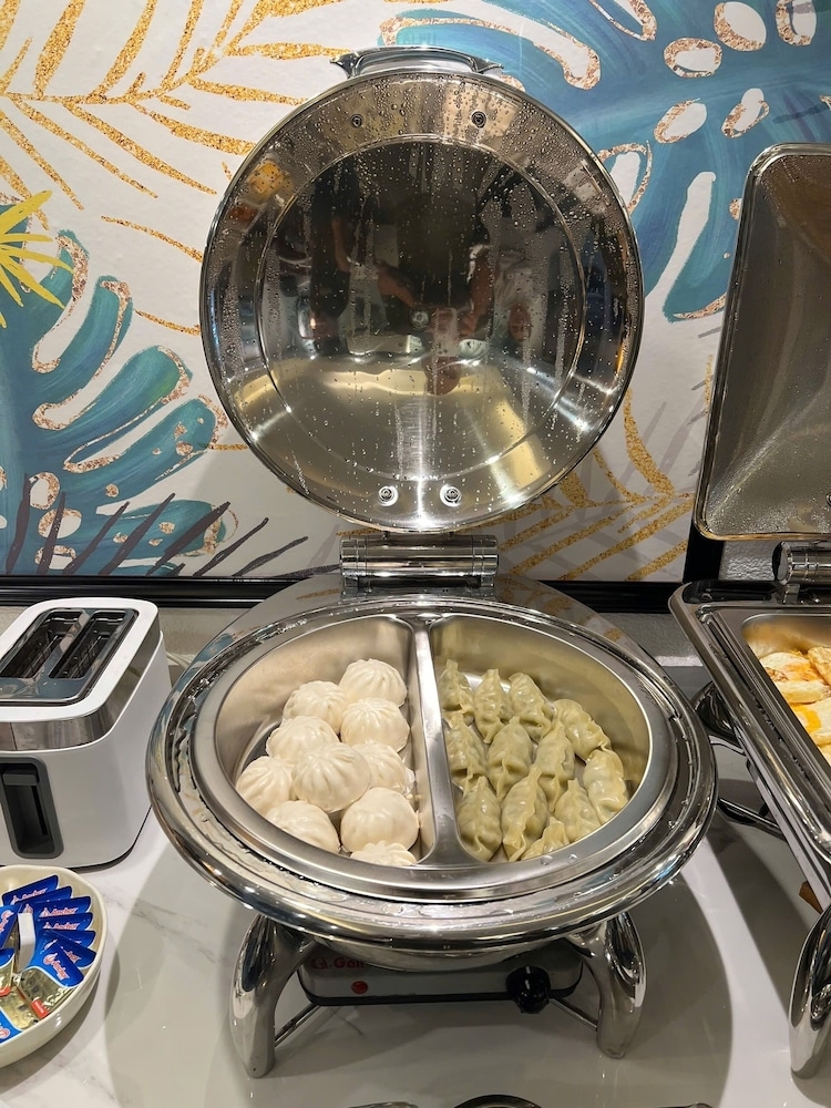 뷔페 아침 식사