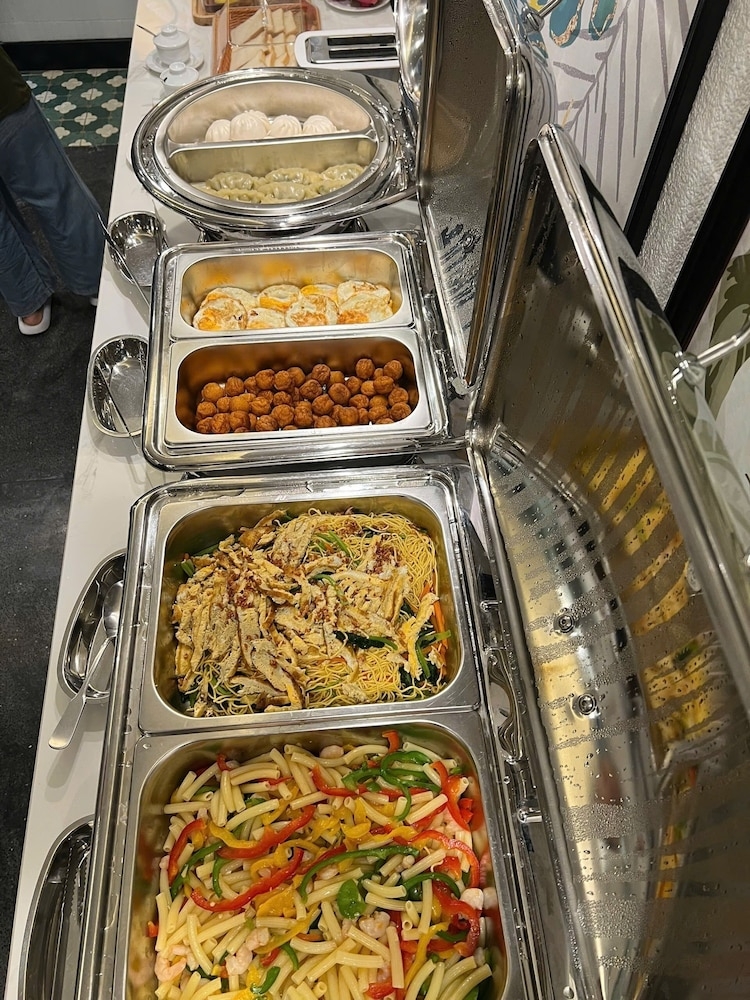 뷔페 아침 식사