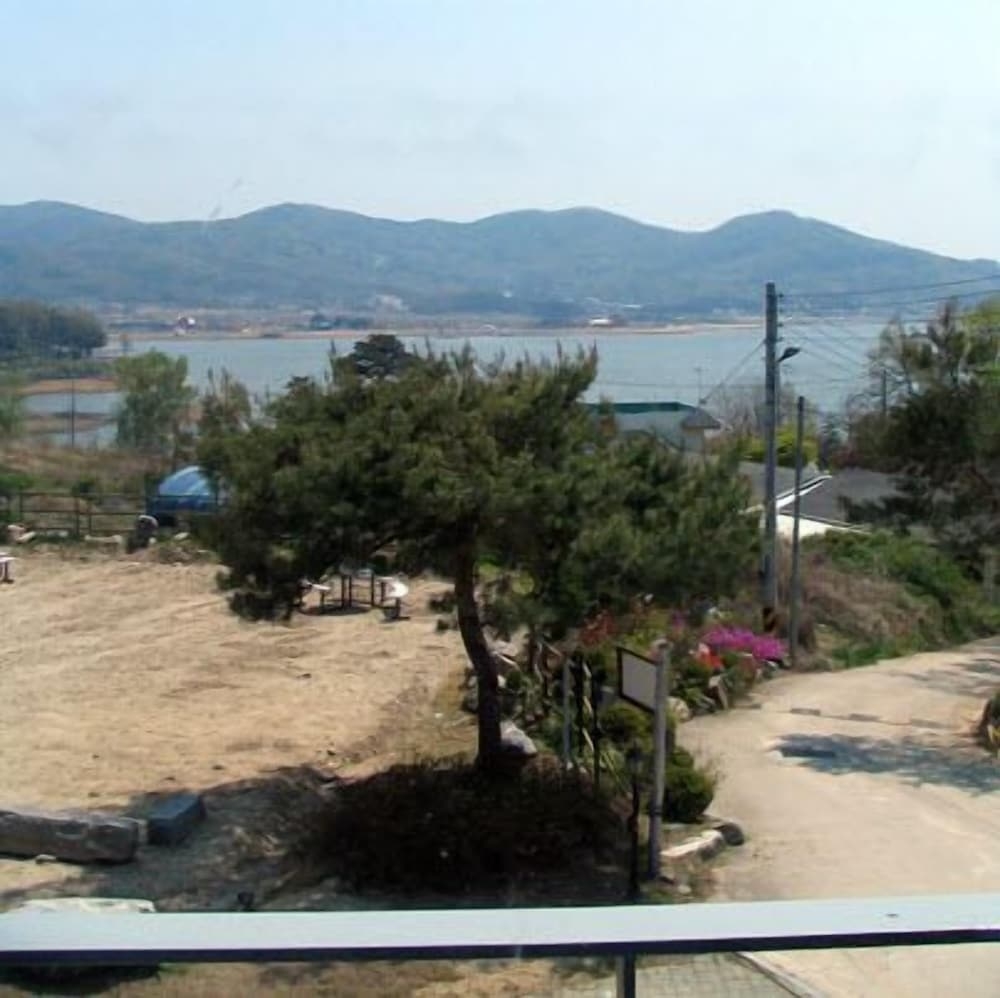 숙박 시설 구내